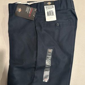 NWT women’s navy dickies